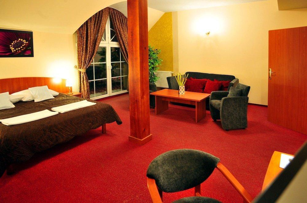 Hotel Złote Dęby Warschau Buitenkant foto