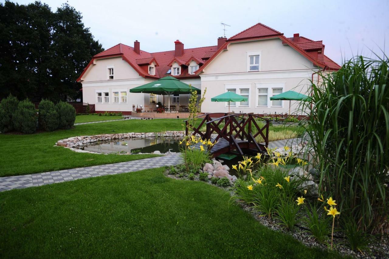 Hotel Złote Dęby Warschau Buitenkant foto